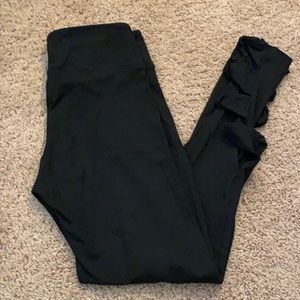 NWOT - VS Sport S Knock Out Twist Knot Leggings